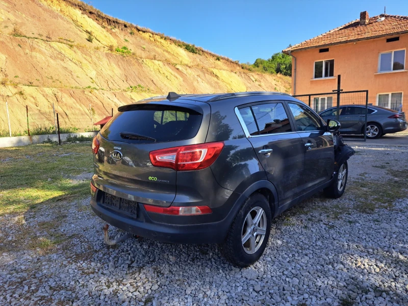 Kia Sportage 1.7crdi, снимка 5 - Автомобили и джипове - 51590192