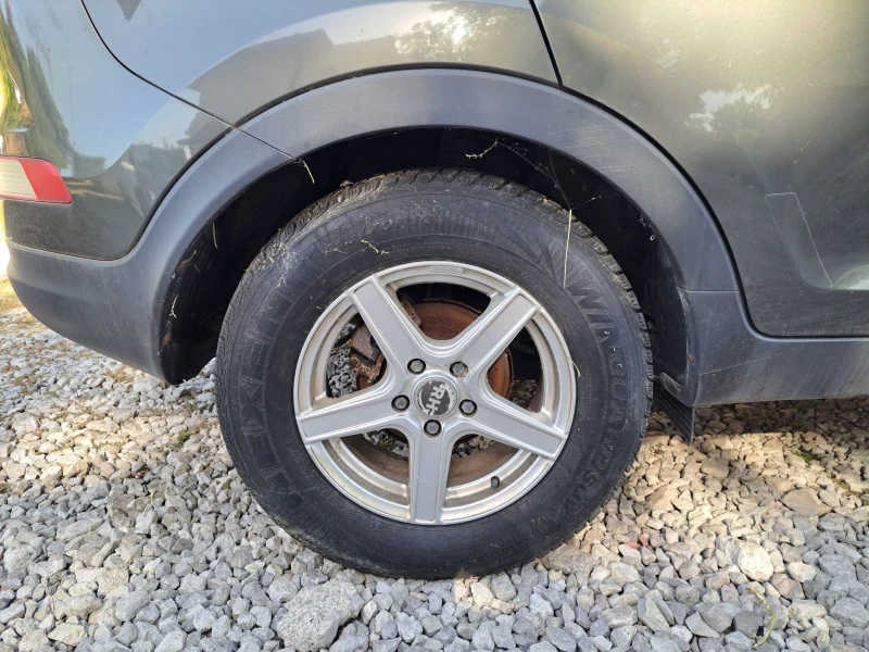 Kia Sportage 1.7crdi, снимка 8 - Автомобили и джипове - 51590192