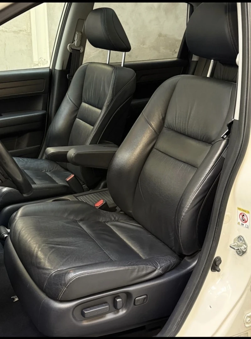 Honda Cr-v 2.2D/АВТОМАТ/НАВИ/КОЖА/ПОДГРЕВ/FULL/БЯЛА ПЕРЛА/ , снимка 9 - Автомобили и джипове - 53169178