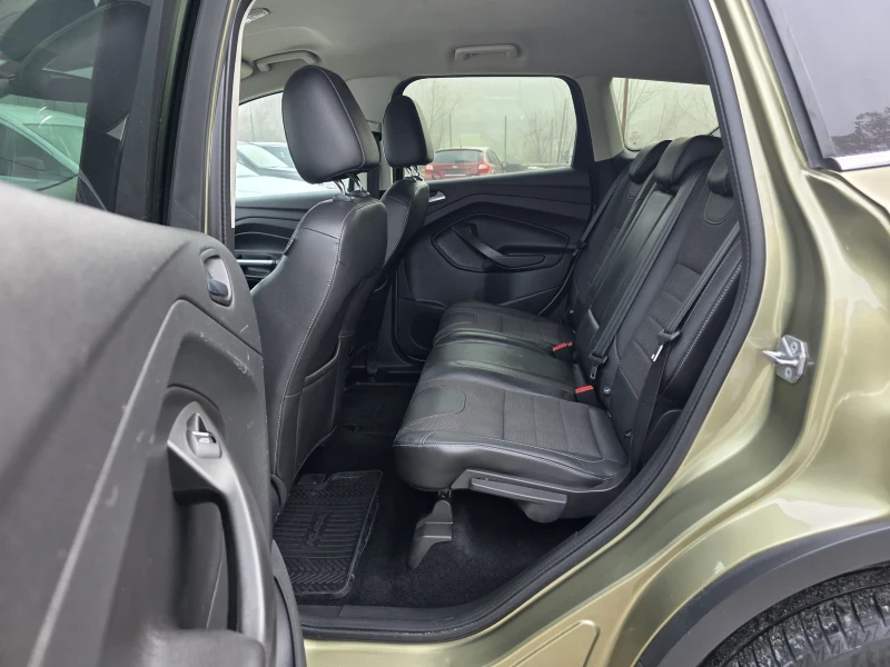Ford Kuga 1.5 i ECOBOOST 182 К.С. / TITANIUM / 4х4 / АВТОМАТ, снимка 10 - Автомобили и джипове - 53389292