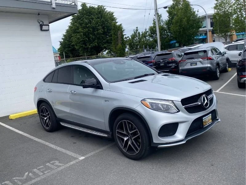 Mercedes-Benz GLE 43 AMG * 360 * PANO * МЪРТВА ТОЧКА * ПОДГРЕВИ, снимка 3 - Автомобили и джипове - 54893490