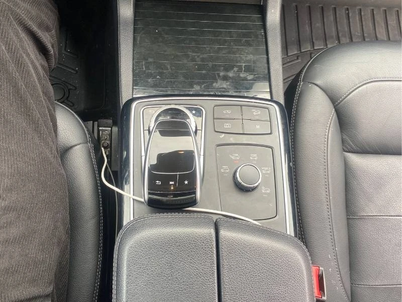 Mercedes-Benz GLE 43 AMG * 360 * PANO * МЪРТВА ТОЧКА * ПОДГРЕВИ, снимка 13 - Автомобили и джипове - 54893490