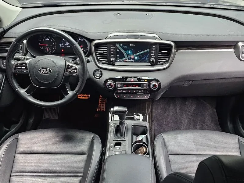 Kia Sorento Diesel 2.0 2Wd Master, снимка 7 - Автомобили и джипове - 56119093