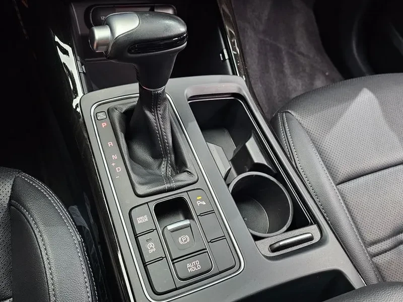 Kia Sorento Diesel 2.0 2Wd Master, снимка 9 - Автомобили и джипове - 56119093