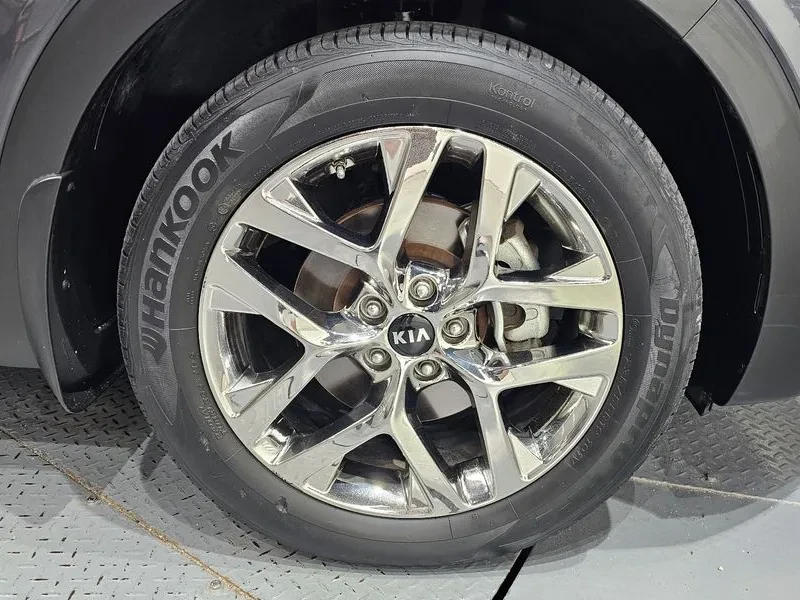 Kia Sorento Diesel 2.0 2Wd Master, снимка 5 - Автомобили и джипове - 56119093