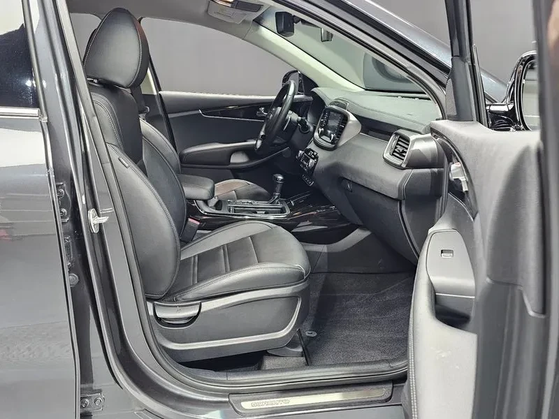 Kia Sorento Diesel 2.0 2Wd Master, снимка 11 - Автомобили и джипове - 56119093