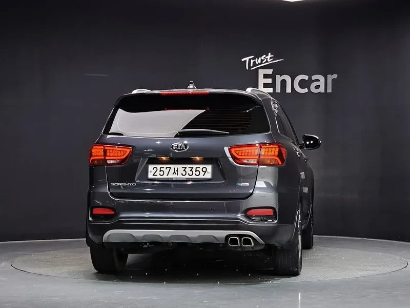 Kia Sorento Diesel 2.0 2Wd Master, снимка 4 - Автомобили и джипове - 56119093
