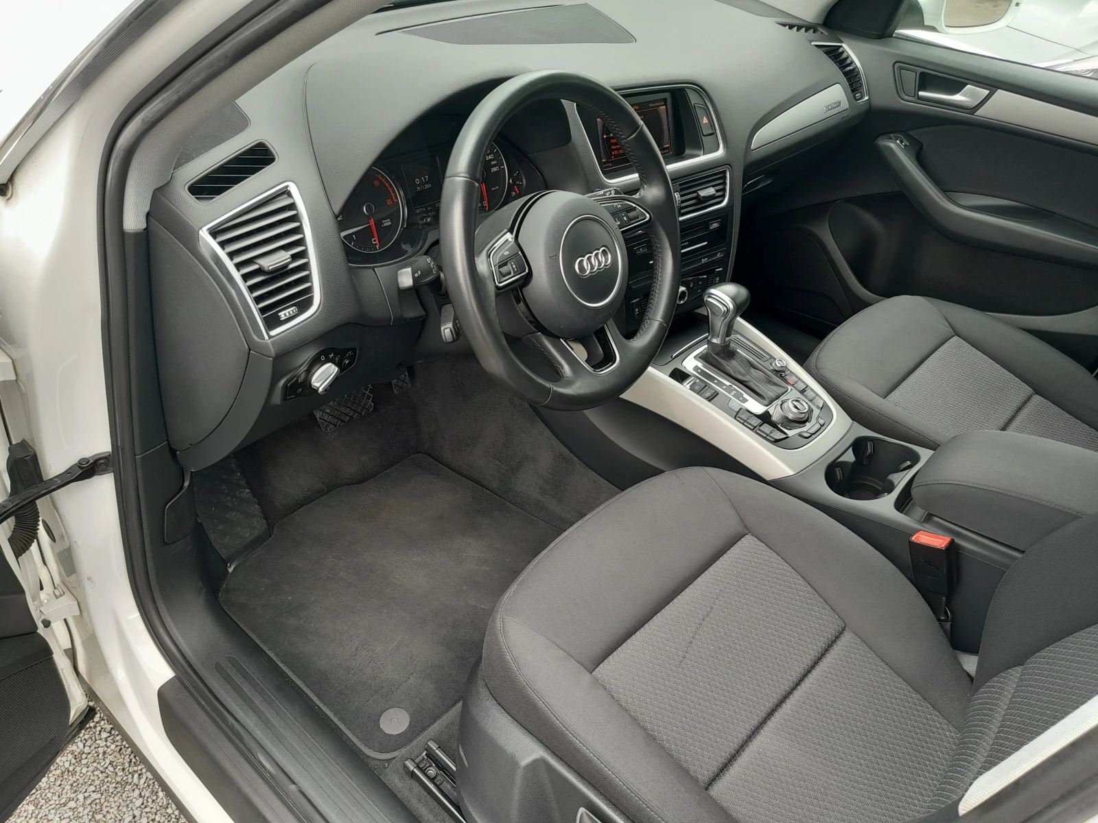 Audi Q5 2.0tdi 177 - изображение 9