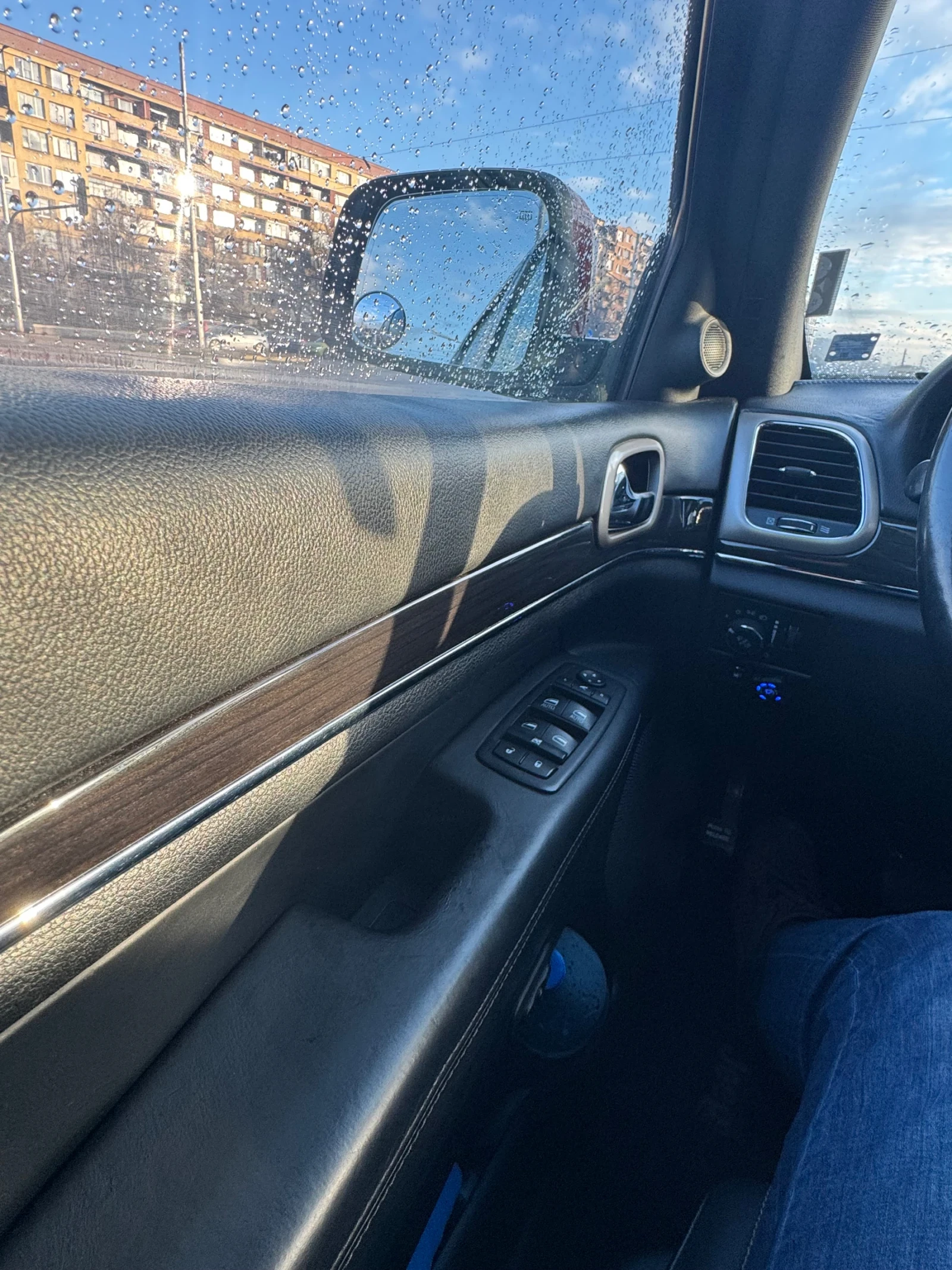 Jeep Grand cherokee Overland -LPG - изображение 7