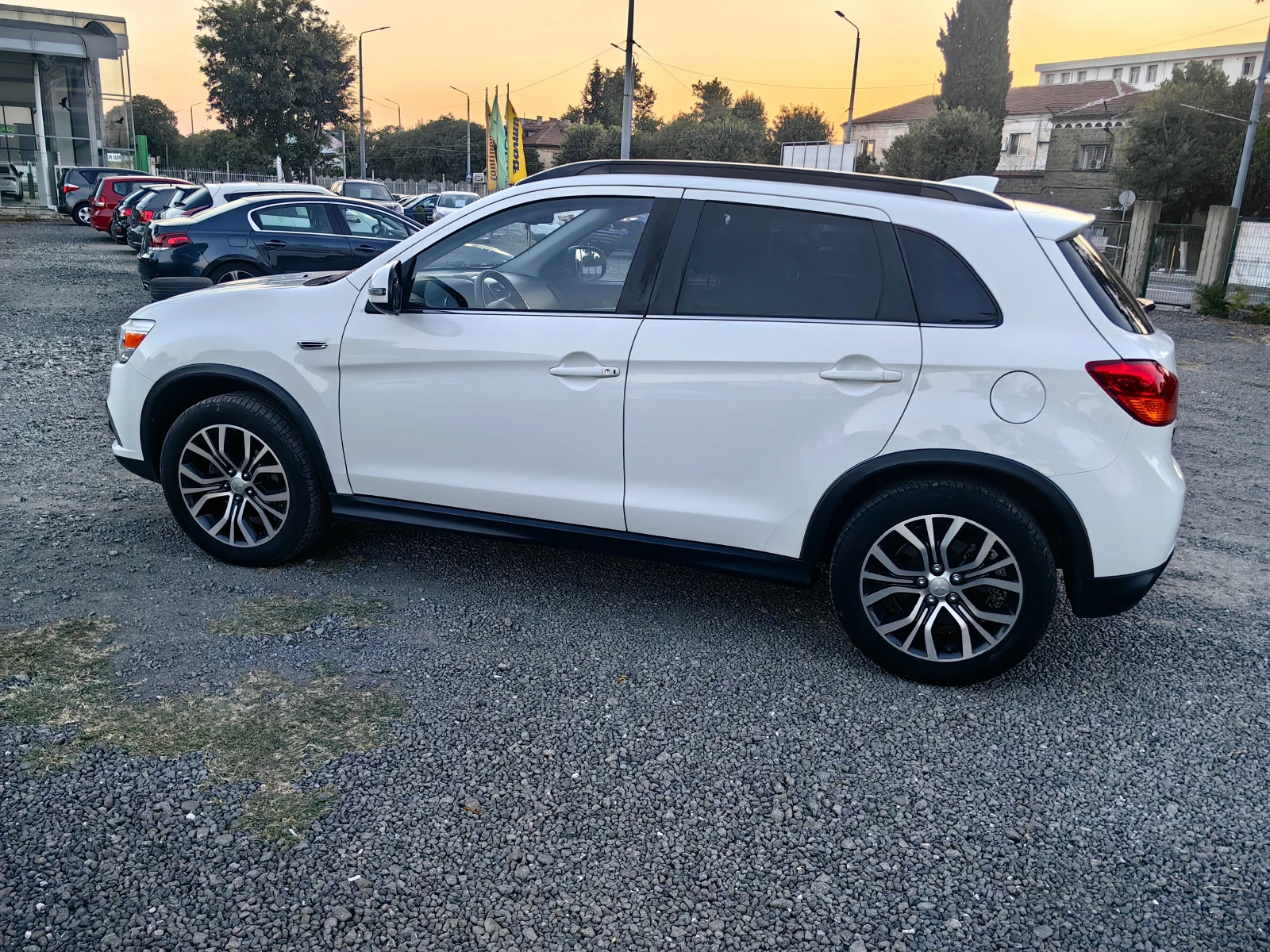 Mitsubishi ASX 1.6 i 2wd face - изображение 8