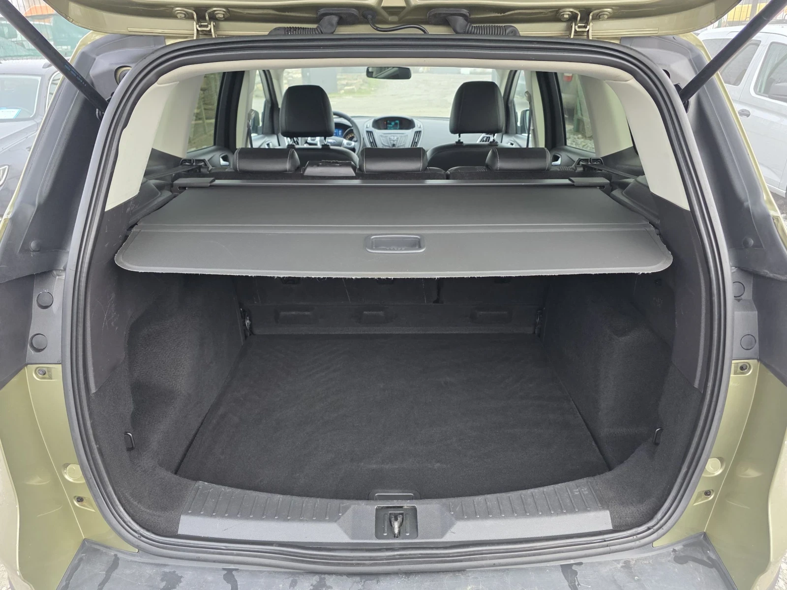 Ford Kuga 1.5 i ECOBOOST 182 �.�. / TITANIUM / 4�4 / ������� | Mobile.bg � ����������� 16