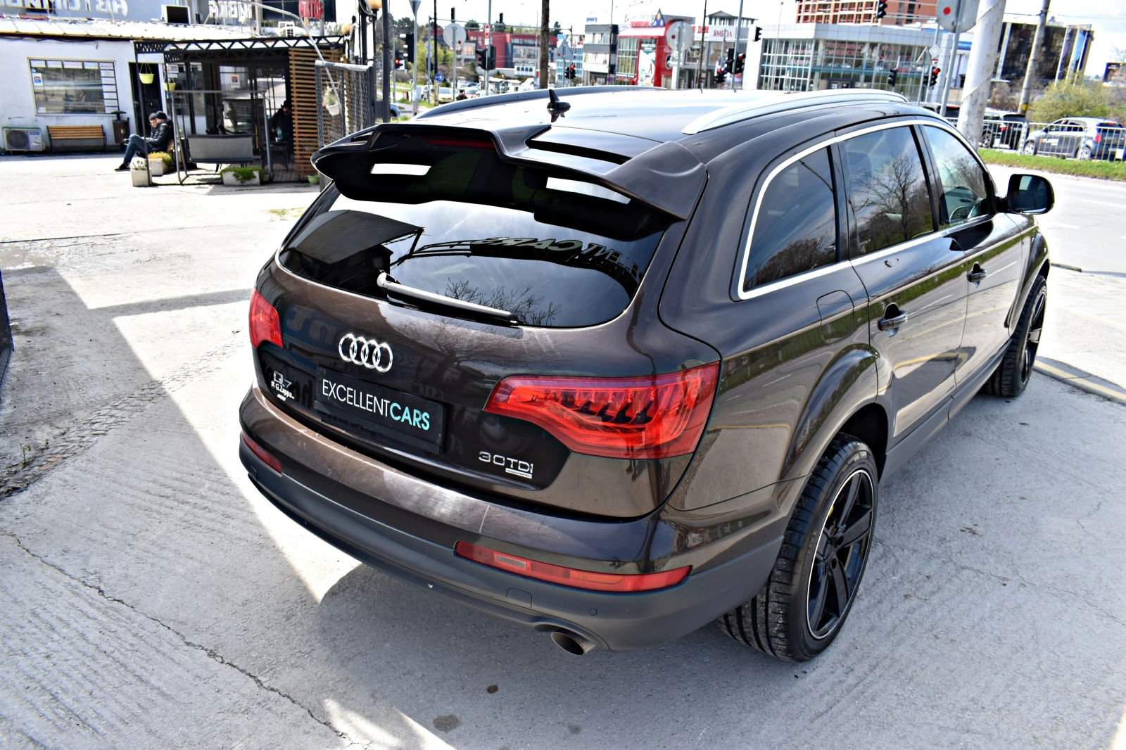 Audi Q7 3.0TDI* S-LINE* СМЕНЕНИ ВЕРИГИ, снимка 5 - Автомобили и джипове - 54179032