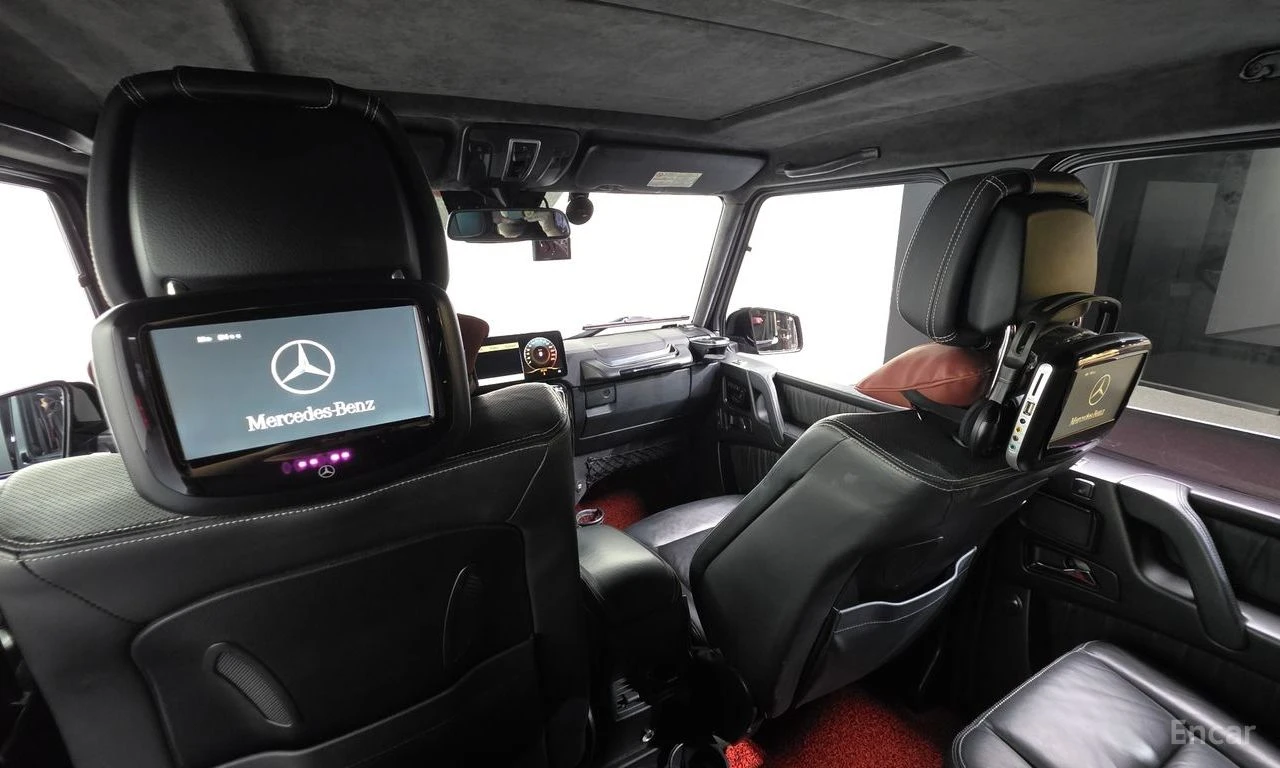 Mercedes-Benz G 63 AMG BRABUS* FACELIFT* ПОДГРЕВ* ОБДУХВАНЕ* CARPLAY* КАМ, снимка 14 - Автомобили и джипове - 54885536
