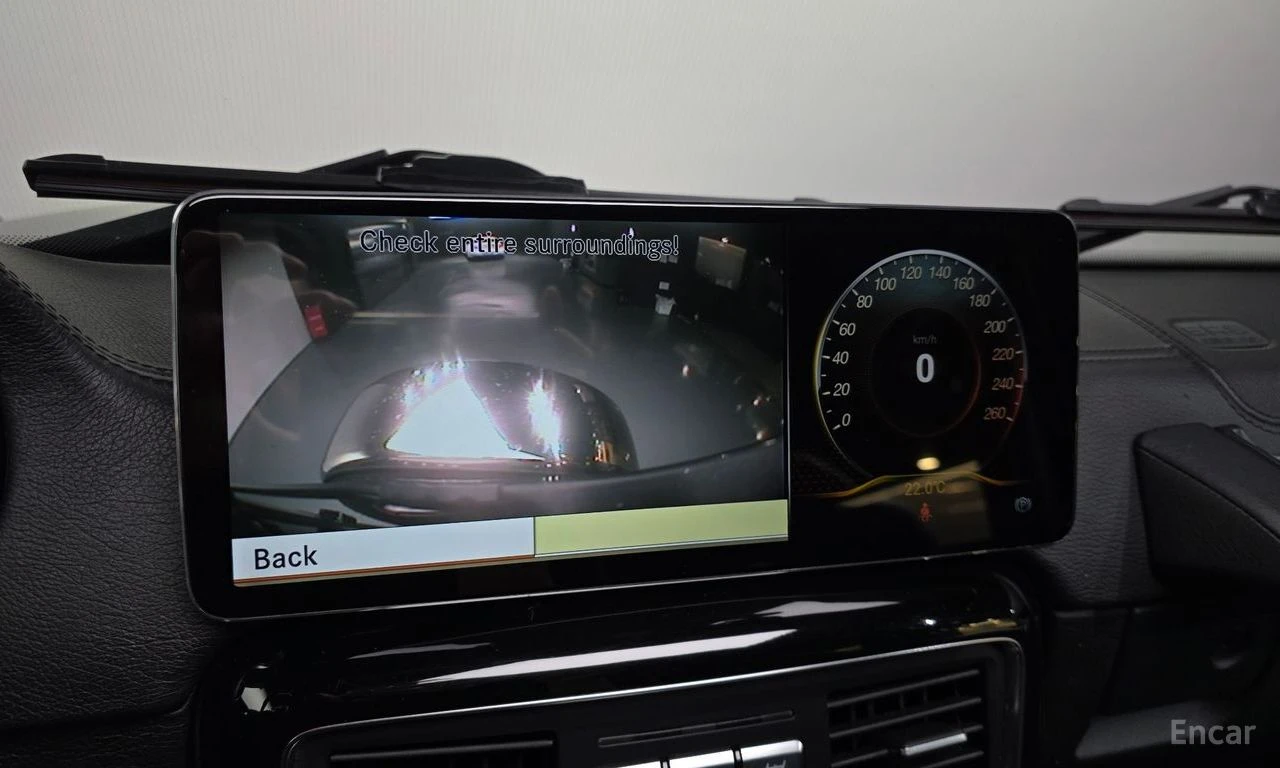 Mercedes-Benz G 63 AMG BRABUS* FACELIFT* ПОДГРЕВ* ОБДУХВАНЕ* CARPLAY* КАМ, снимка 9 - Автомобили и джипове - 54885536