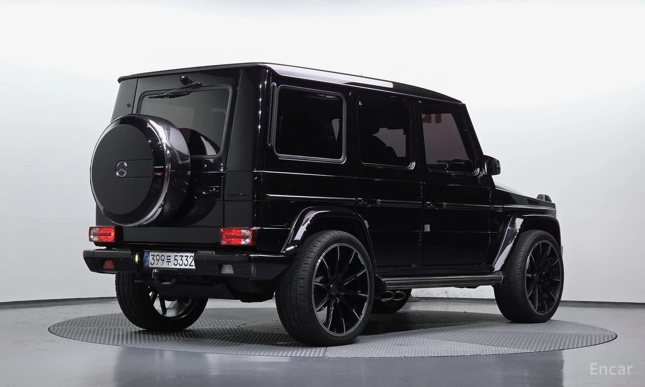 Mercedes-Benz G 63 AMG BRABUS* FACELIFT* ПОДГРЕВ* ОБДУХВАНЕ* CARPLAY* КАМ, снимка 2 - Автомобили и джипове - 54885536