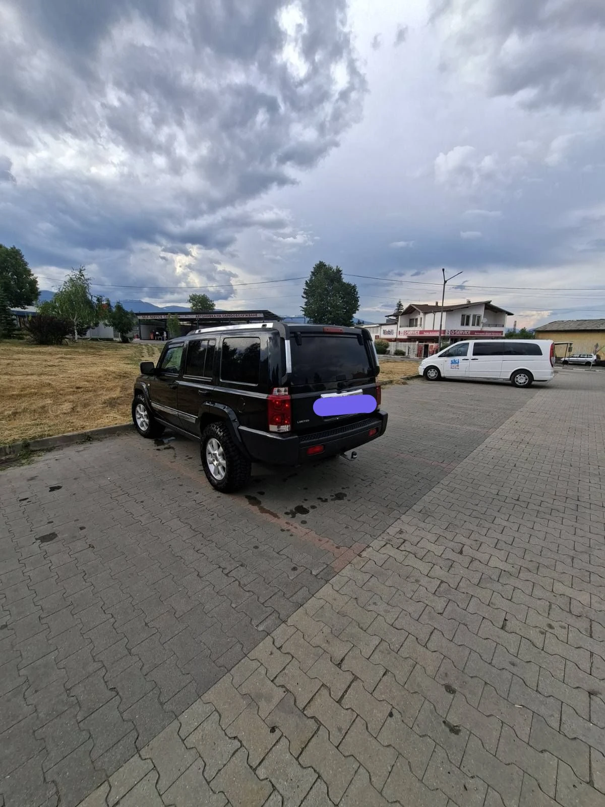 Jeep Commander, снимка 4 - Автомобили и джипове - 55038762