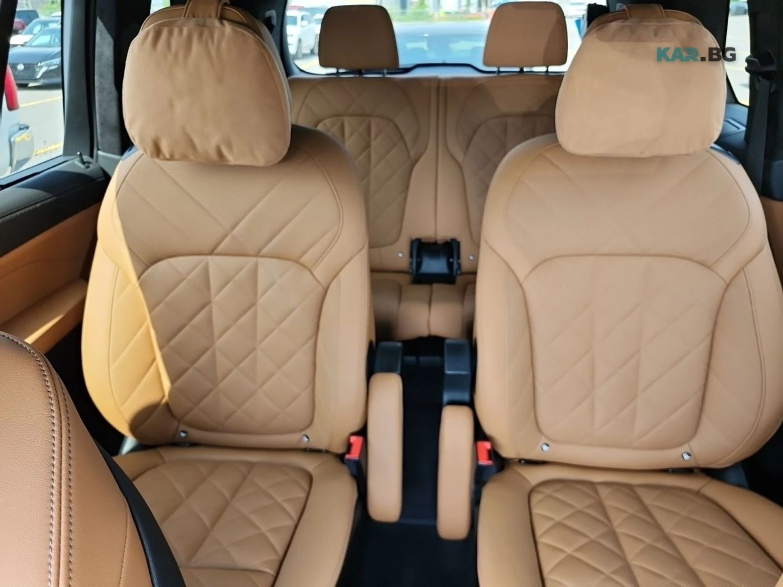 BMW X7 XDRIVE40I * AвтоКредит * (ЦЕНА ДО БГ), снимка 14 - Автомобили и джипове - 55213439