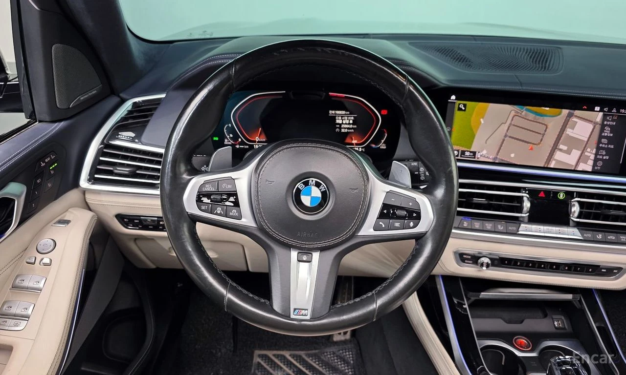 BMW X7 ОБДУХВАНЕ * ДИСТРОНИК * HEAD-UP * H/K * , снимка 14 - Автомобили и джипове - 55262705