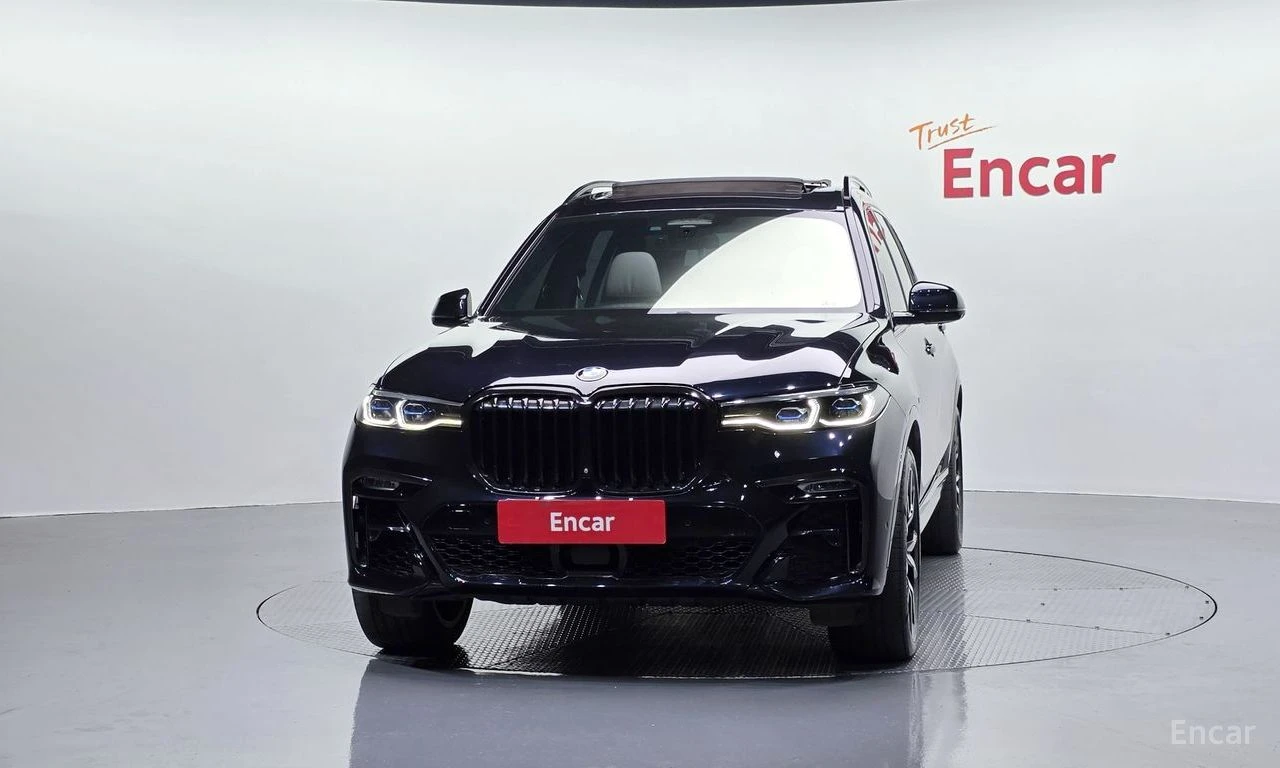 BMW X7 ОБДУХВАНЕ * ДИСТРОНИК * HEAD-UP * H/K * , снимка 4 - Автомобили и джипове - 55262705