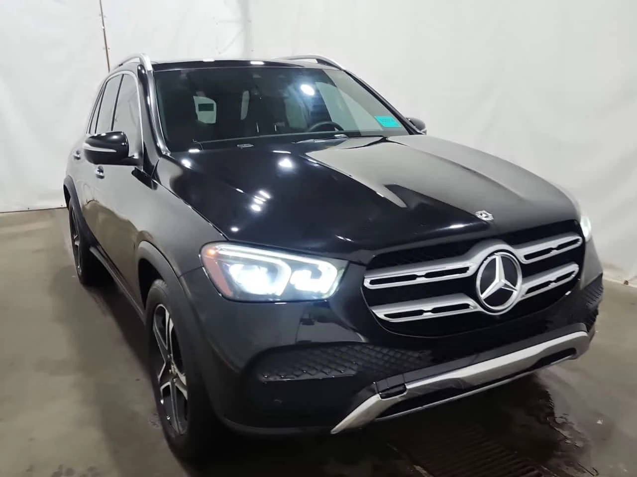 Mercedes-Benz GLE 450 / BURMESTER / HEAD UP / 360 / PANO / 2 КЛЮЧА, снимка 3 - Автомобили и джипове - 56169171