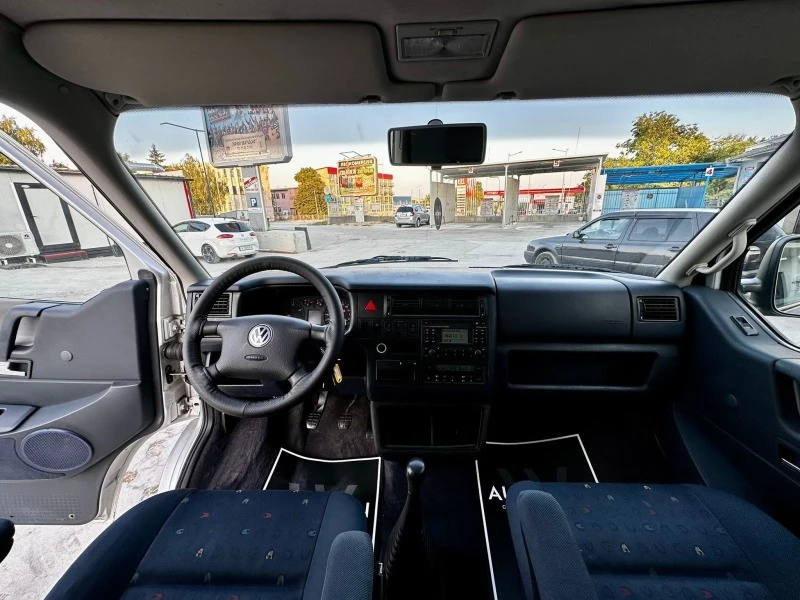 VW Caravelle 2.5 TDI 151 DoKa FULL, снимка 14 - Бусове и автобуси - 46579259