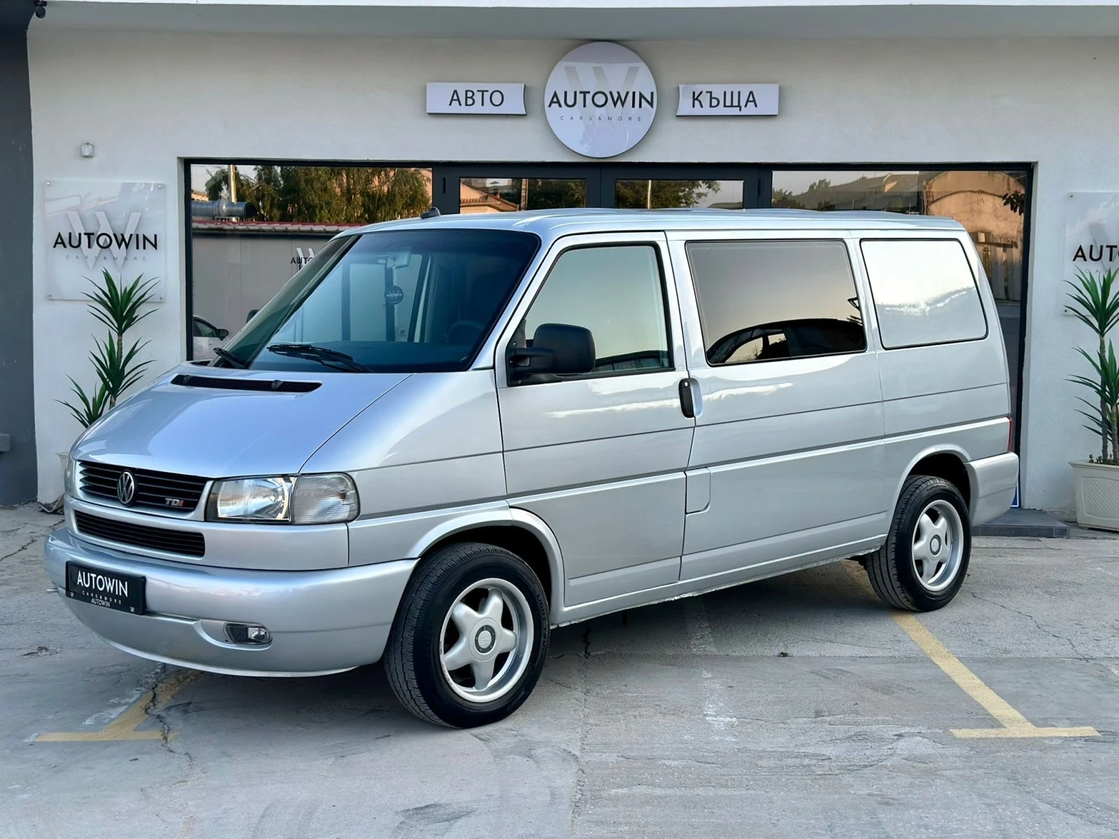 VW Caravelle 2.5 TDI 151 DoKa FULL - изображение 4