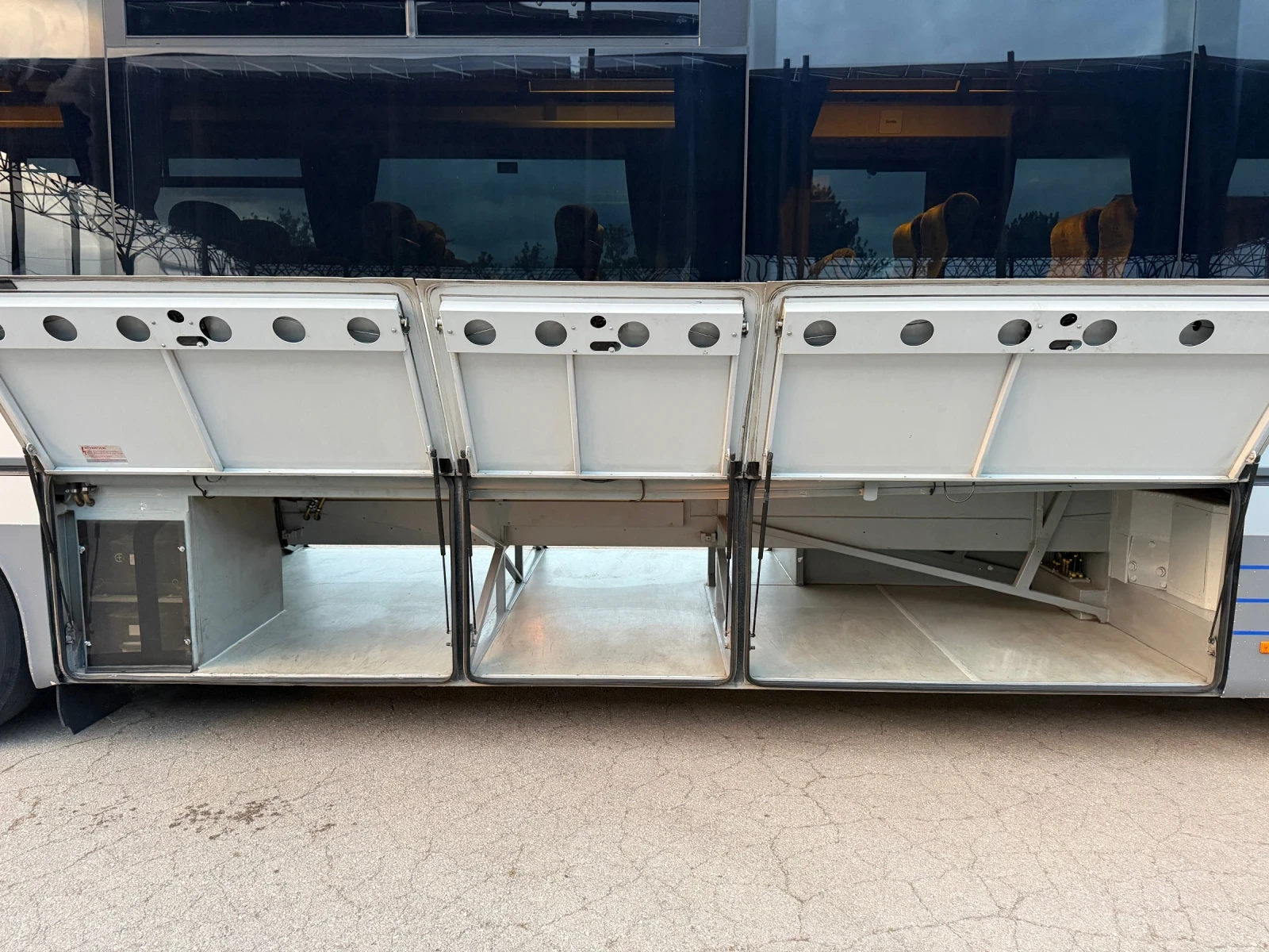 Setra S 315H KLIMA, 6-СКОРОСТИ Топ машина, снимка 12 - Бусове и автобуси - 54799692