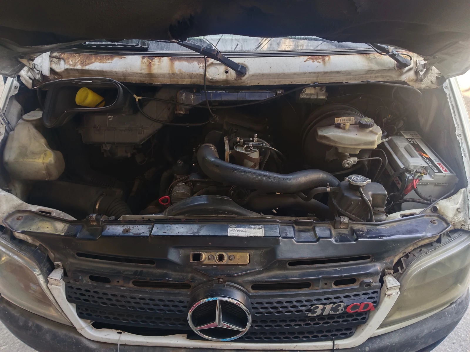 Mercedes-Benz 313 2.2 130кс хладилен, снимка 8 - Бусове и автобуси - 55039014