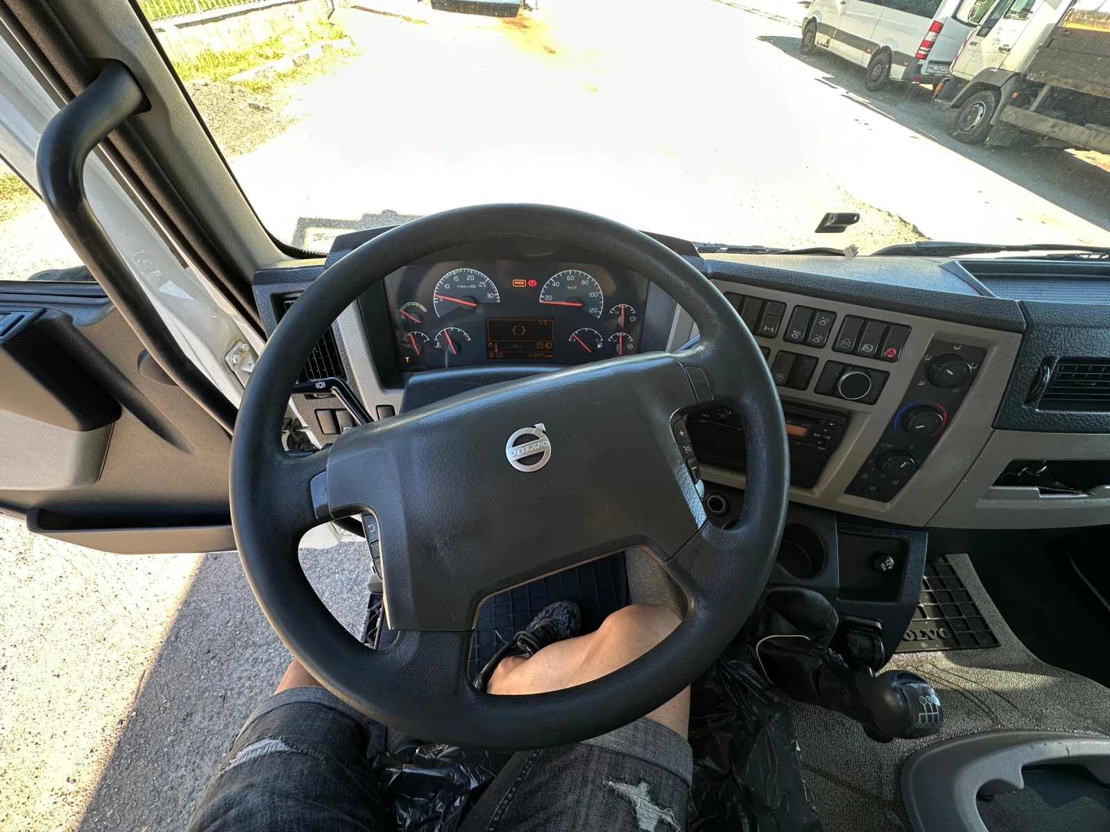 Volvo Fl 12.240* Климатик* 7.20м.* Е5* Toп, снимка 9 - Камиони - 54713771