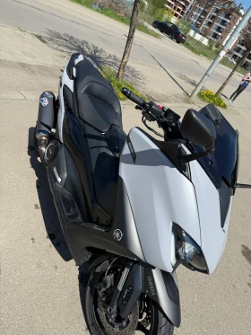  Yamaha T-max