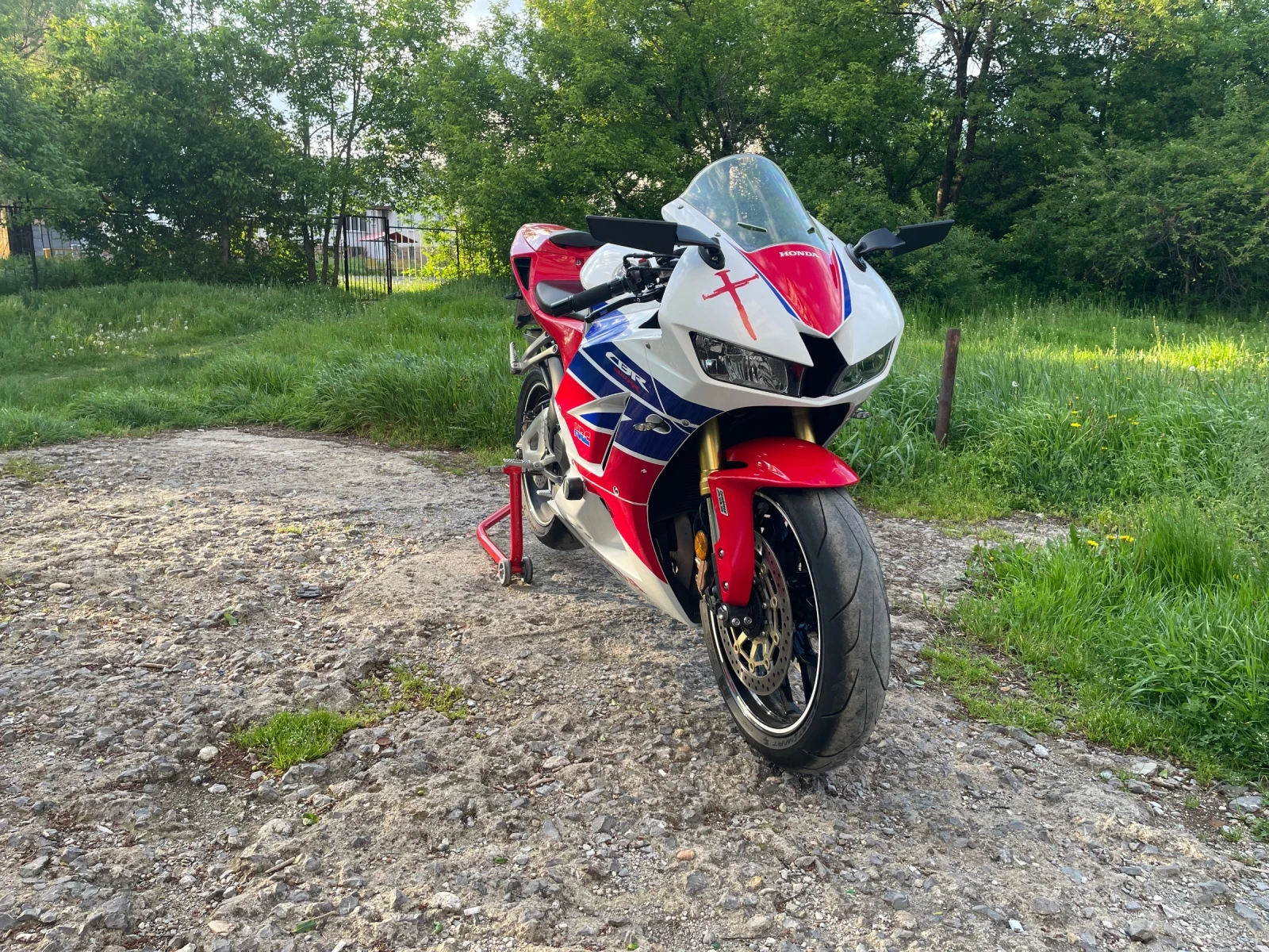 Honda Cbr 600RR - изображение 2