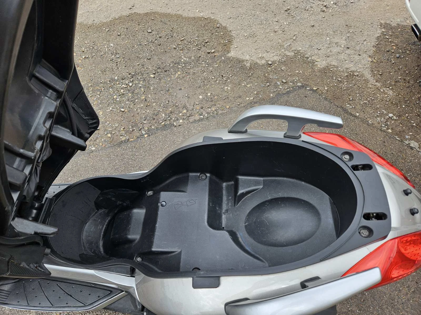 Yamaha X-max 250 - изображение 8