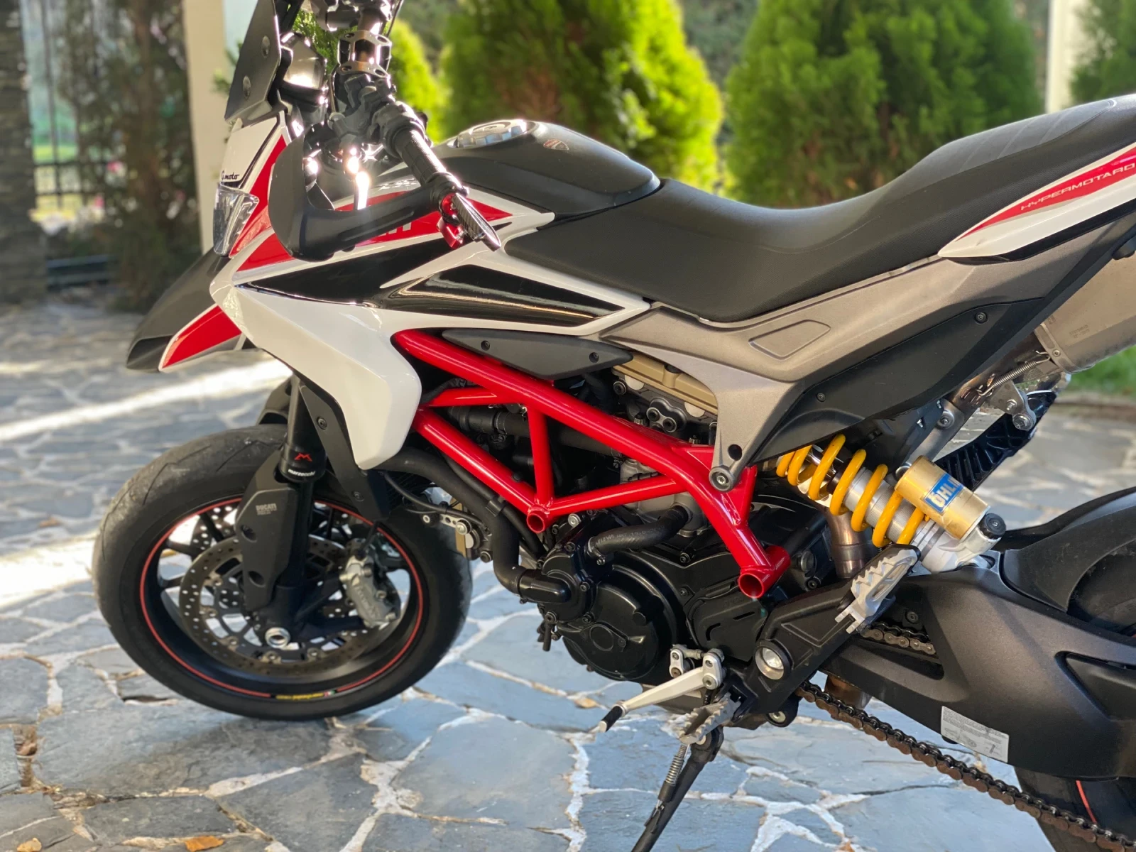 Ducati Hypermotard  821cc SP 10000km ABD TRACTION ANTI-WHEELIE - изображение 4