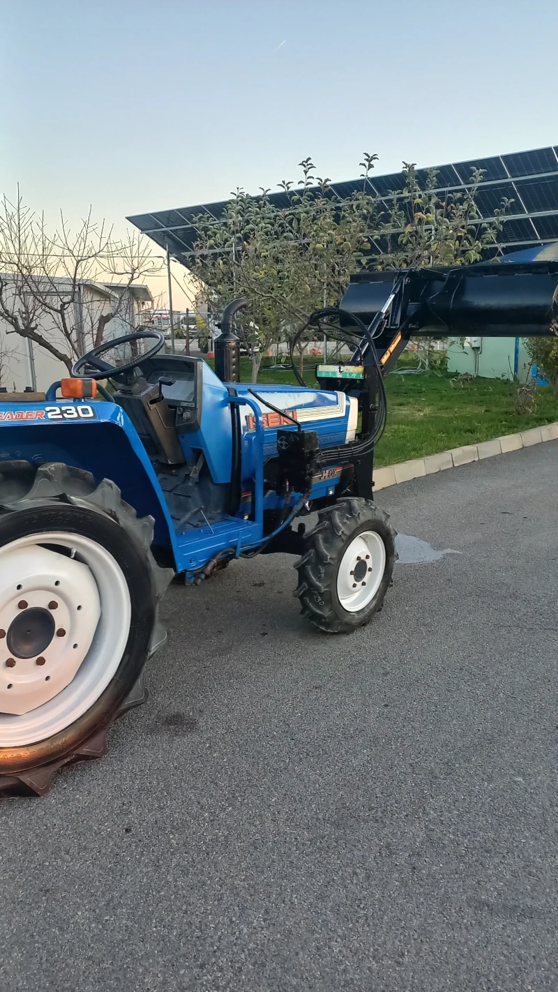 Трактор ISEKI, снимка 6 - Селскостопанска техника - 52751652