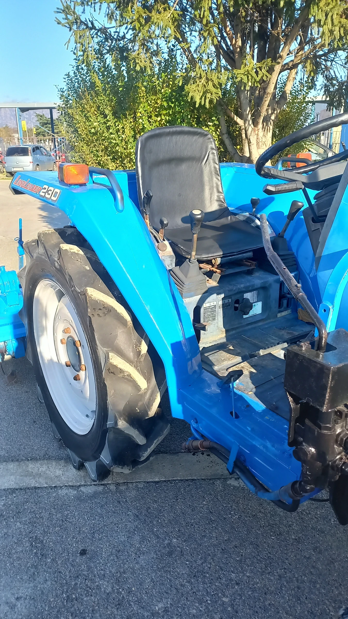  ISEKI | Mobile.bg   7