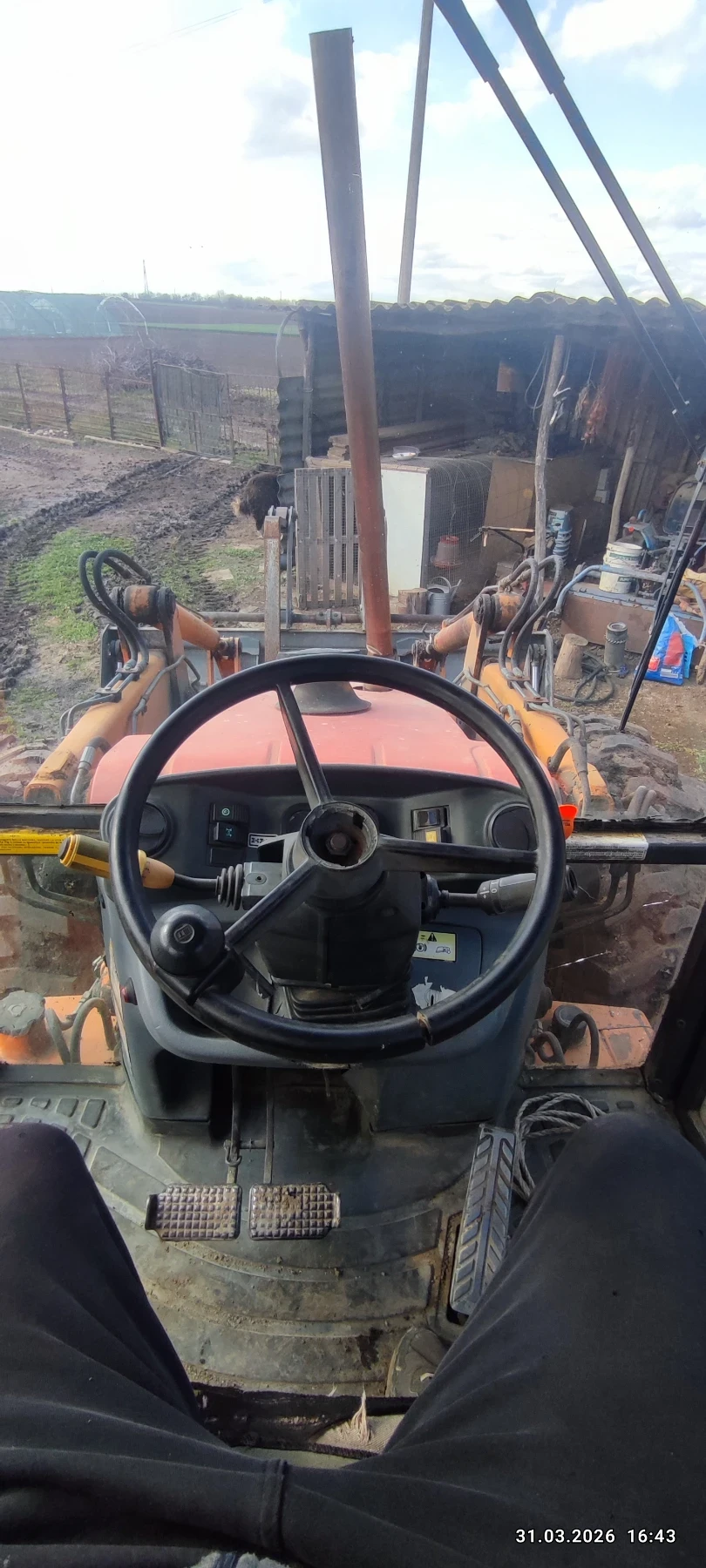 Багер FIAT Hitachi 200.2, снимка 6 - Индустриална техника - 54042778