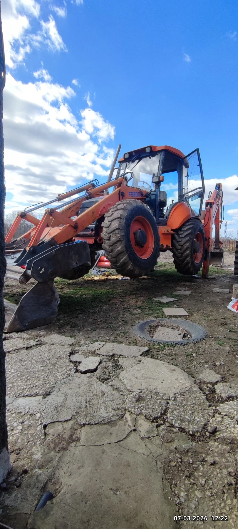 Багер FIAT Hitachi 200.2, снимка 16 - Индустриална техника - 54042778