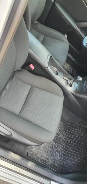 Toyota Avensis 2.0 152к.с Keyless, Безключов достъп, снимка 4