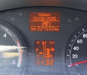 Toyota Avensis T27, снимка 8