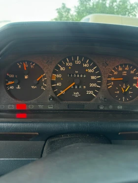 Mercedes-Benz 124 E200, снимка 11