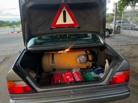 Mercedes-Benz 124 E200, снимка 6