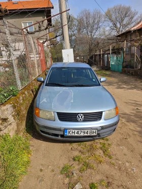 VW Passat - 700 € / 1369.08 лв. - 25303642 2