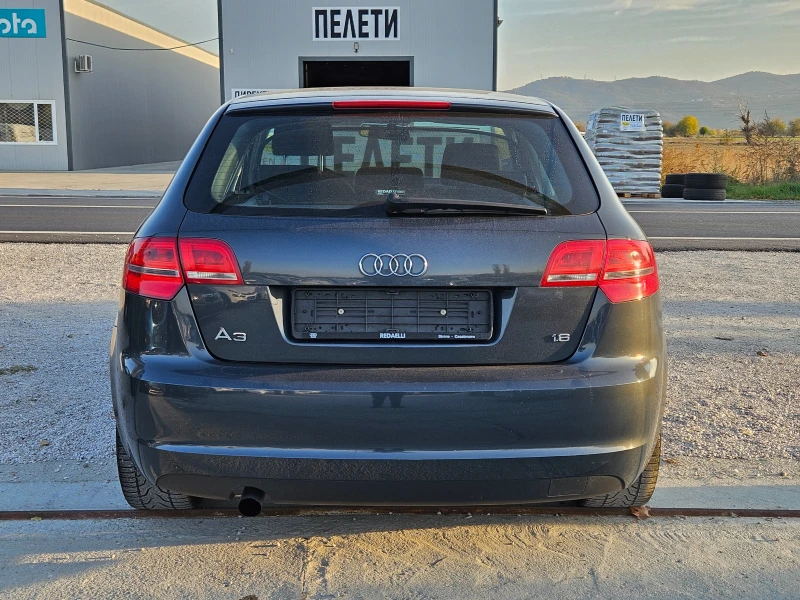 Audi A3 1.6i 102ps., снимка 5 - Автомобили и джипове - 47930730