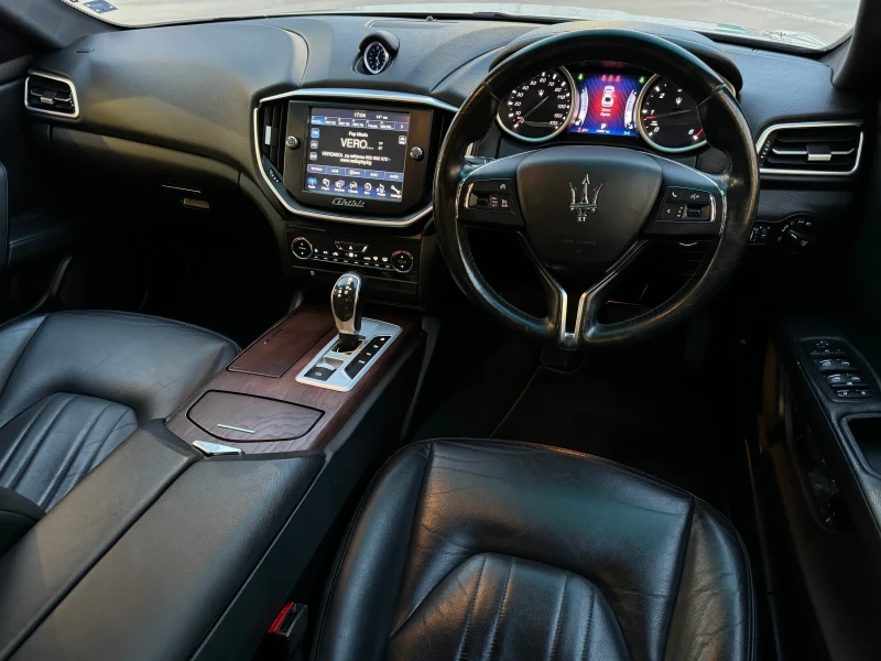 Maserati Ghibli 3.0d DV6 8ZF 93 000 мили 2015, снимка 9 - Автомобили и джипове - 48274683