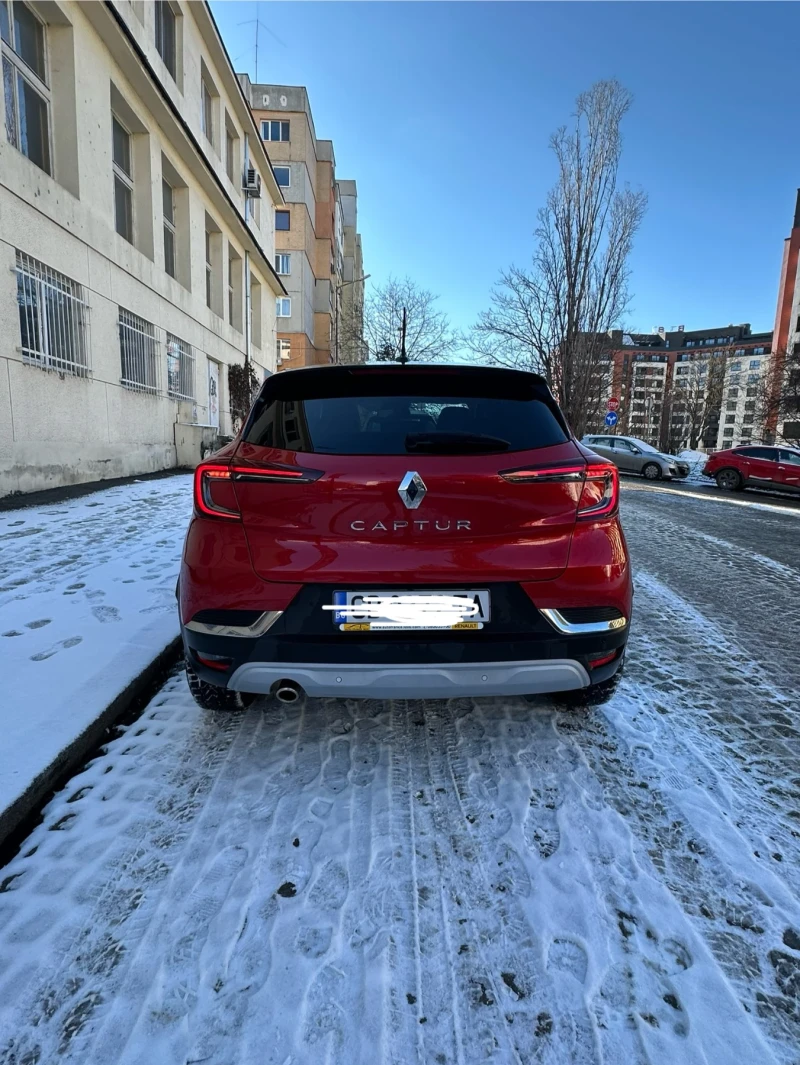 Renault Captur 1.3 TCe 140 к.с / предна и задна камера, снимка 5 - Автомобили и джипове - 48552216