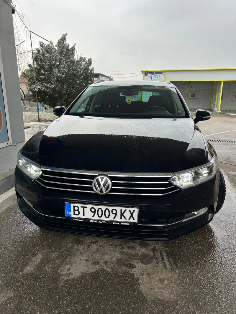 VW Passat VW PASSAT 2019 2.0 дизел 150 кс, снимка 1 - Автомобили и джипове - 48693103