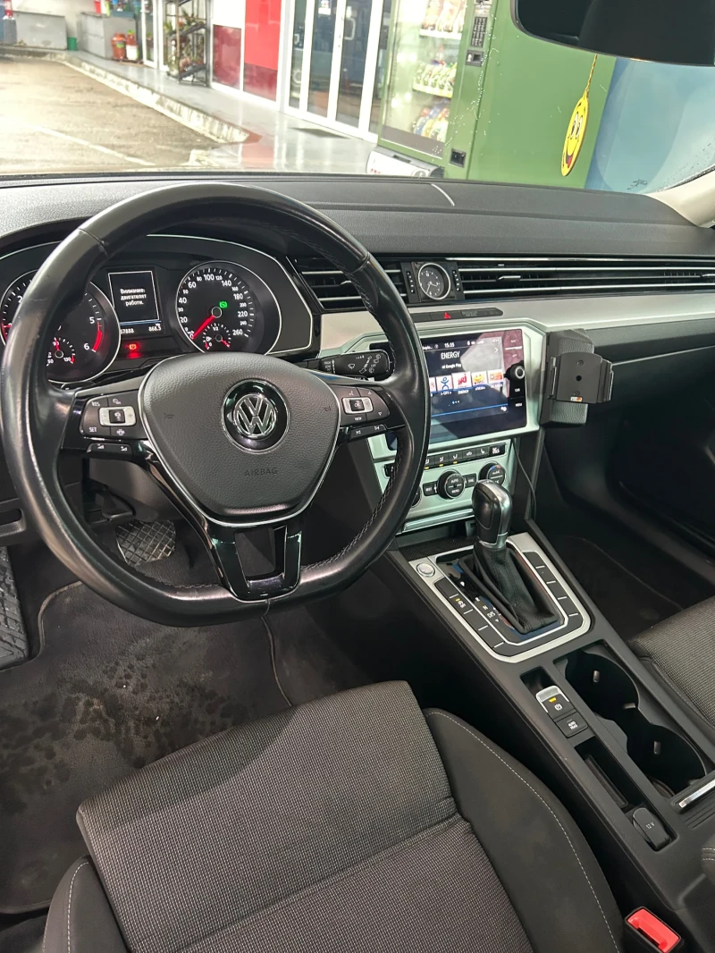 VW Passat VW PASSAT 2019 2.0 дизел 150 кс, снимка 5 - Автомобили и джипове - 48693103