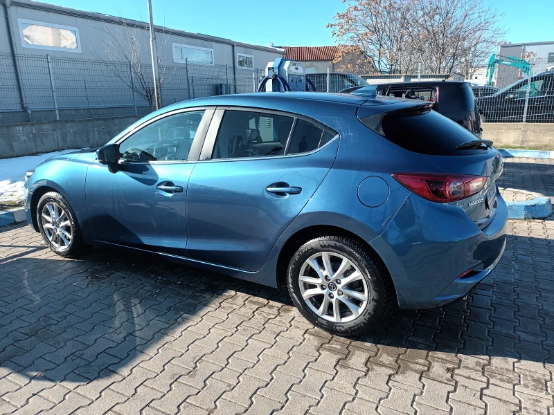 Mazda 3, снимка 1 - Автомобили и джипове - 48743054