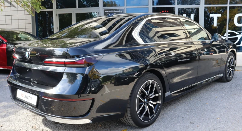 BMW 740 d/BMW Individual/Bower&Wilkins/Камера 360/Панорама, снимка 6 - Автомобили и джипове - 51955296