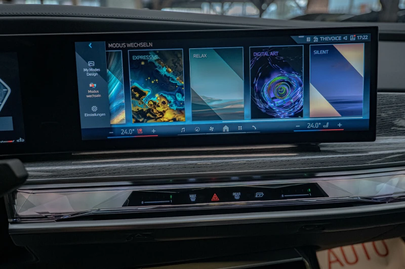 BMW 740 d/BMW Individual/Bower&Wilkins/Камера 360/Панорама, снимка 13 - Автомобили и джипове - 51955296